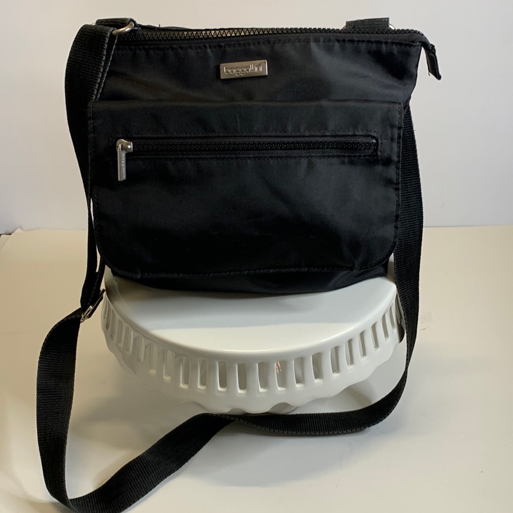 Baggallini Nylon Travel Purse - Medium